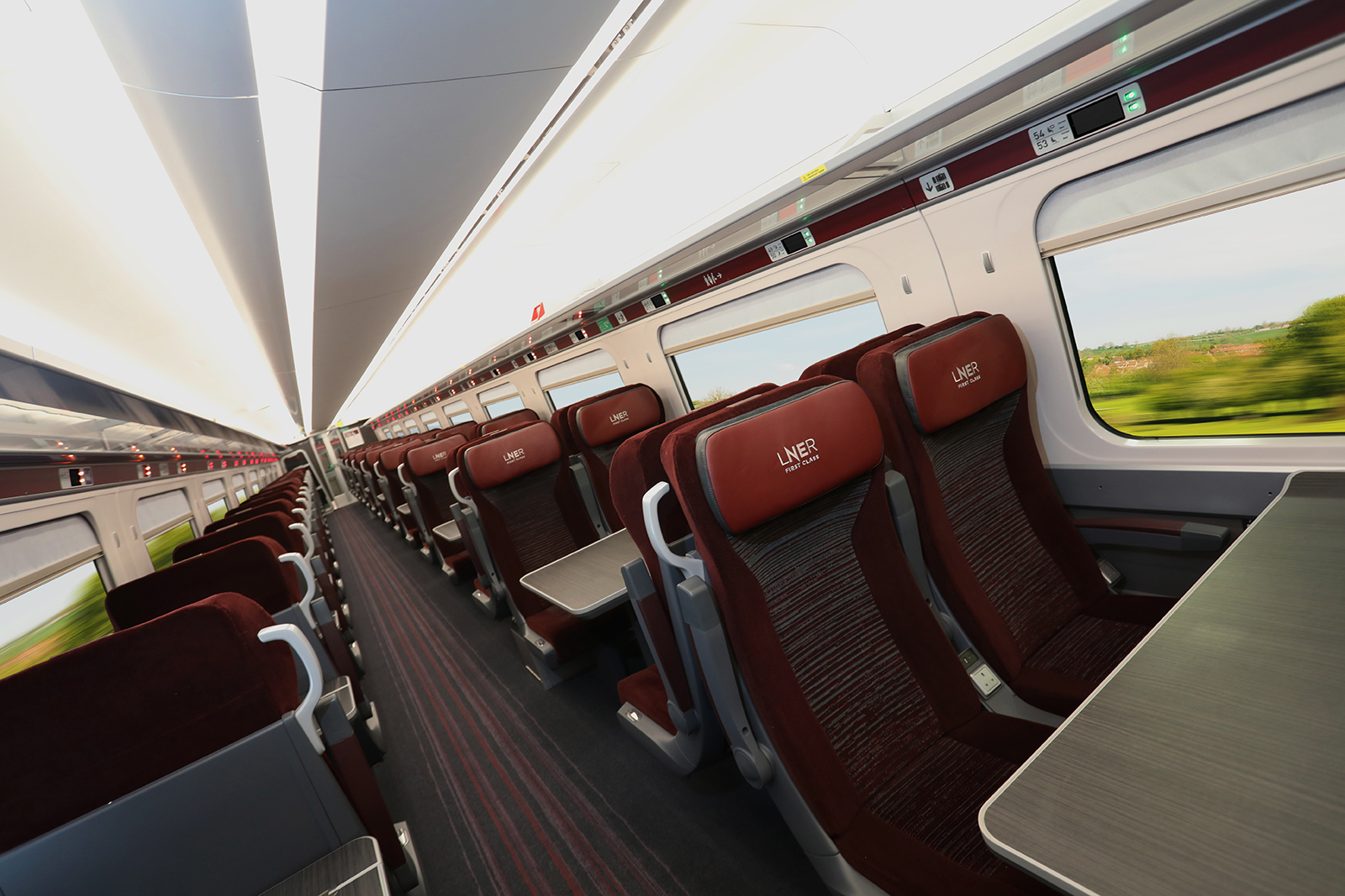 Download UK LNER officially launches its Azuma fleet on the East Coast mainline - Railcolor News