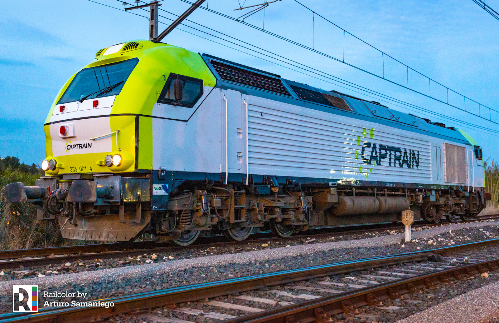 Es Expert The First And Second Euro 4000 In Captrain Livery Updated X2 Railcolor News