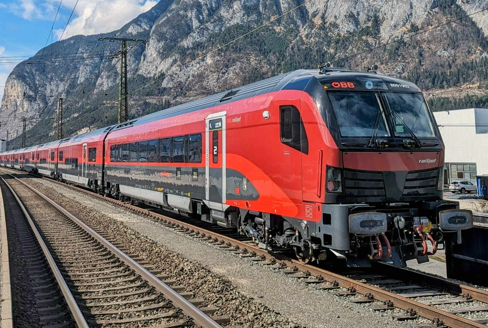 ÖBB official: Railjet gen.2 enters service - 27 trains on order